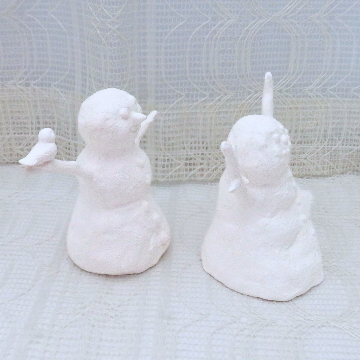 Handmade Ready to Paint Ceramic Snowmen to Paint Yourself, Unpainted Paintable Ceramic Snowman Figurines for Winter Decor