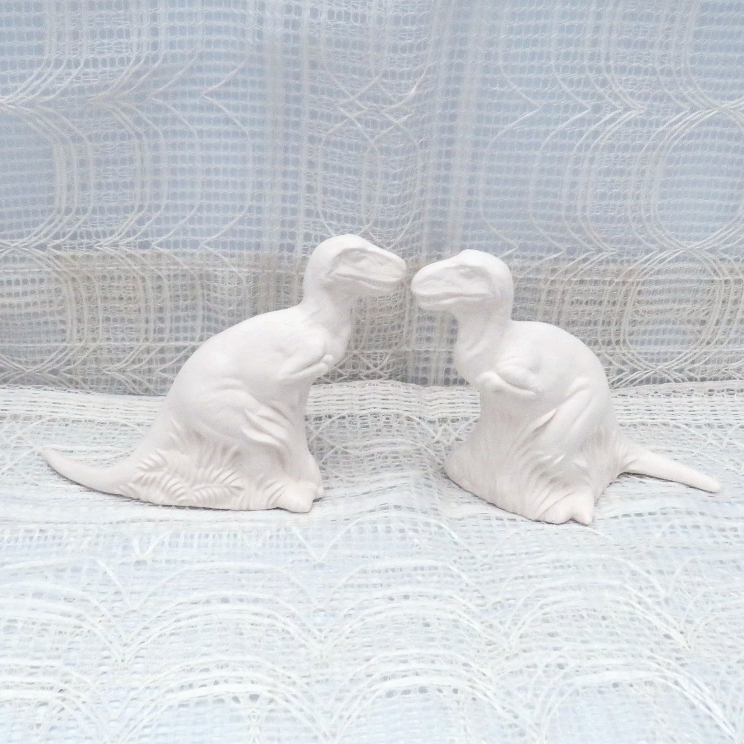 Handmade Ready to Paint Ceramic Tyrannosaurus Rex Figurines, Set of 2 Paintable Dinosaur Statue, Ceramics to Paint