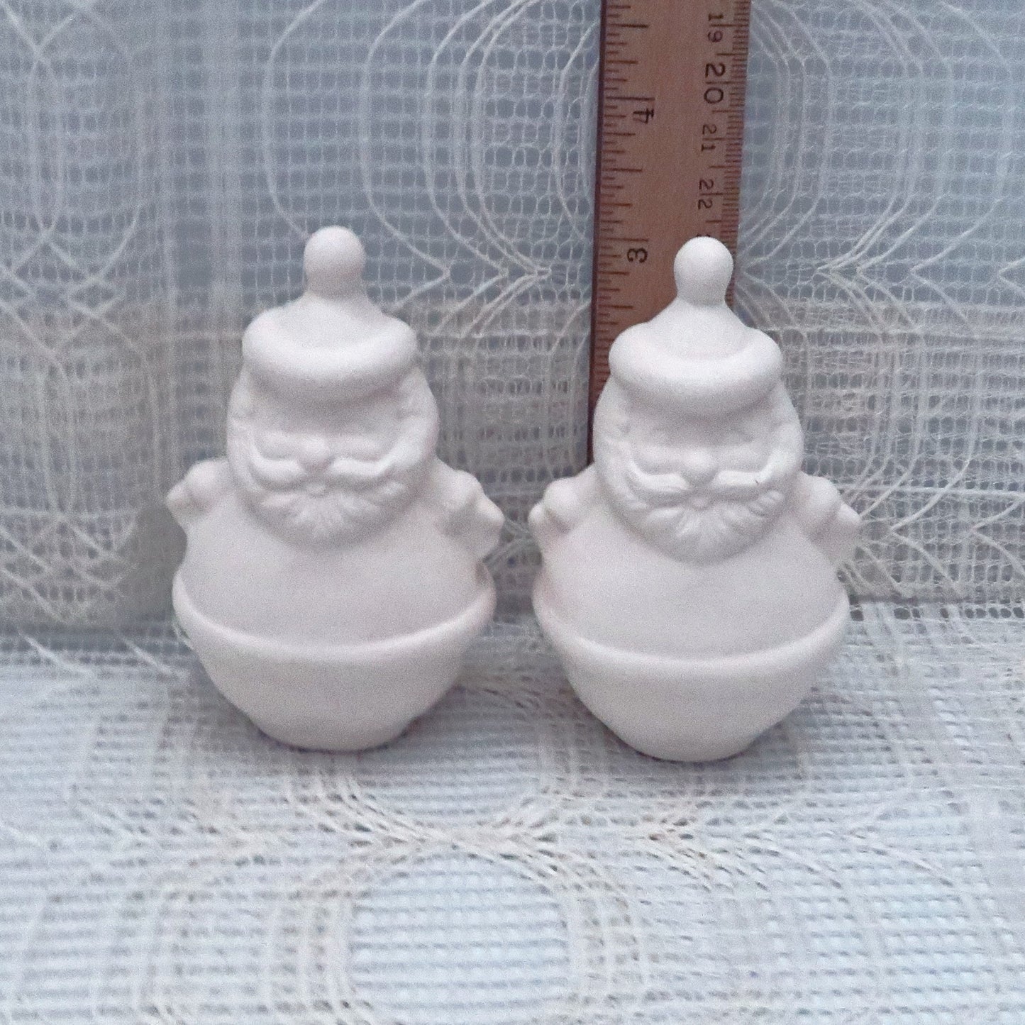 Set of 2 Paintable Santa Figurines, Handmade Ready to Paint Ceramic Santa Statues, Holiday Decorations