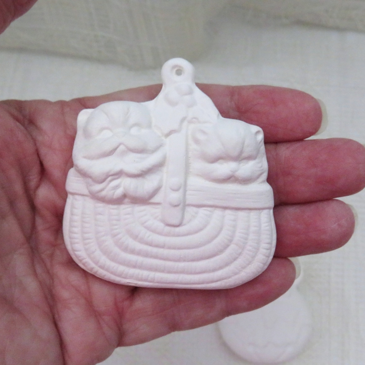 Paintable ceramic Christmas tree ornament with 2 kittens in  a basket
