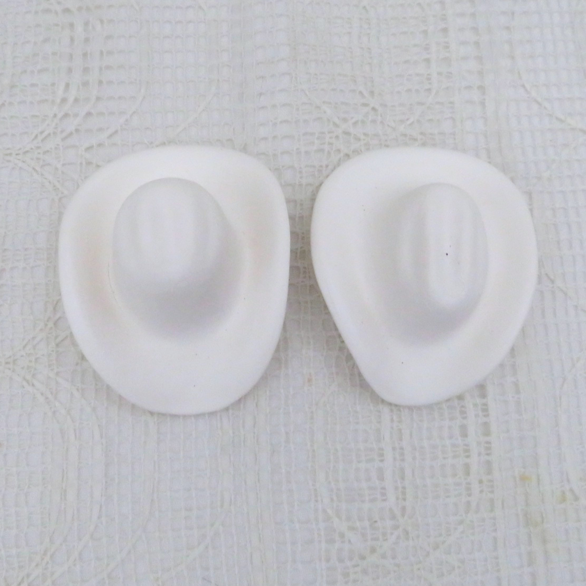 Handmade Unpainted Ceramic Bisque Cowboy Hats / Set of 2 Ceramic Hats To Paint / Ready to Paint / Cowboy Decor / Cowboy Gift