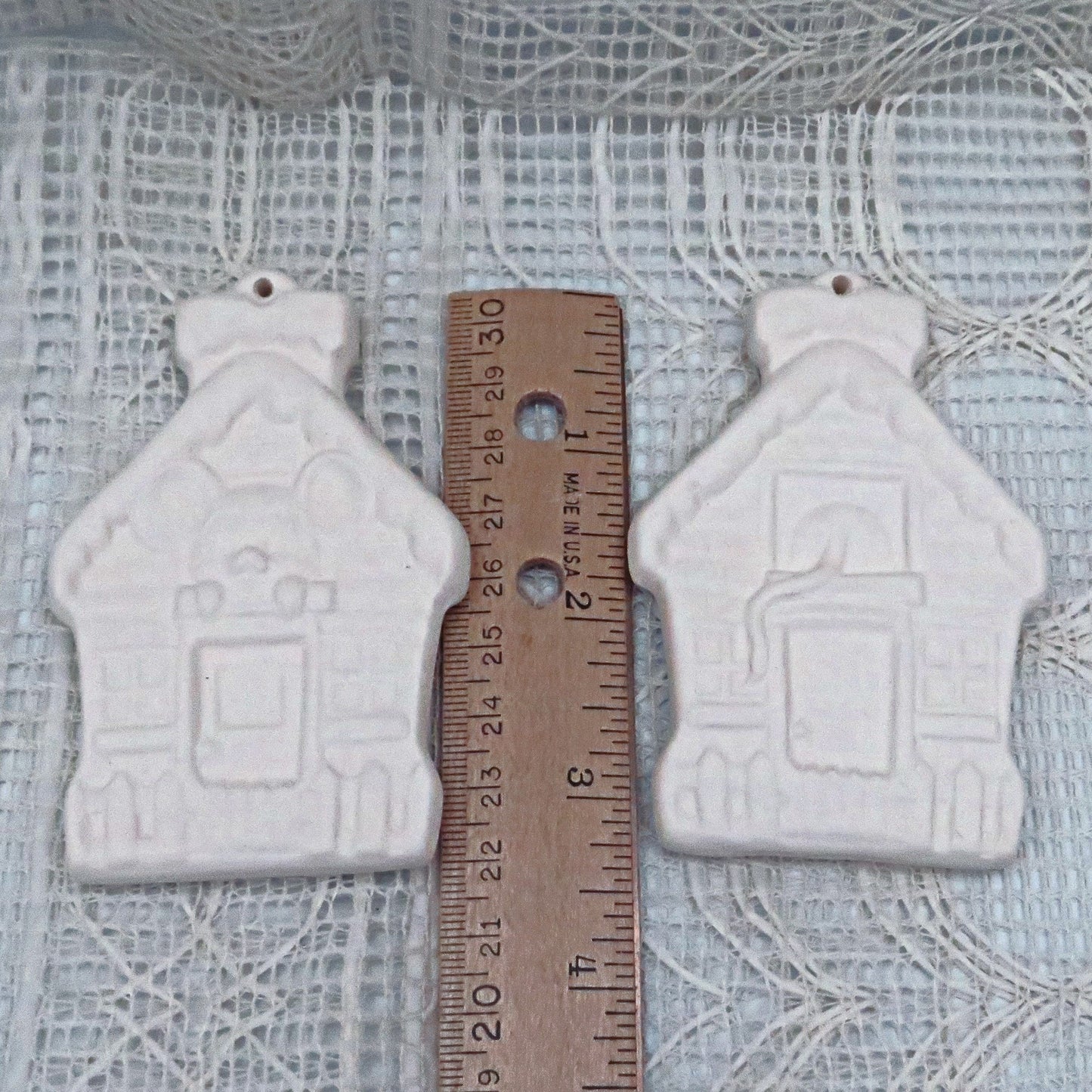 Handmade Ready to Paint Ceramic Gingerbread House with Little Mouse Christmas Tree Ornaments, Set of 2 Paintable Christmas Decorations