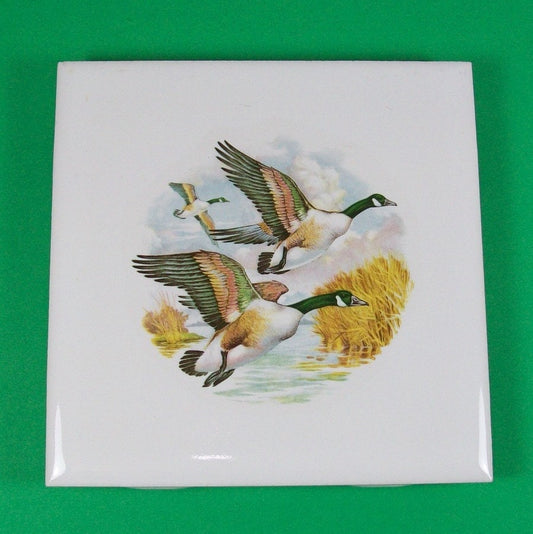 WhiteTrivet with Flying Geese - Handmade Ceramic
